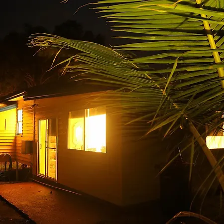 Yellow Cottage - Bush And Beach Agnes Water Exterior photo